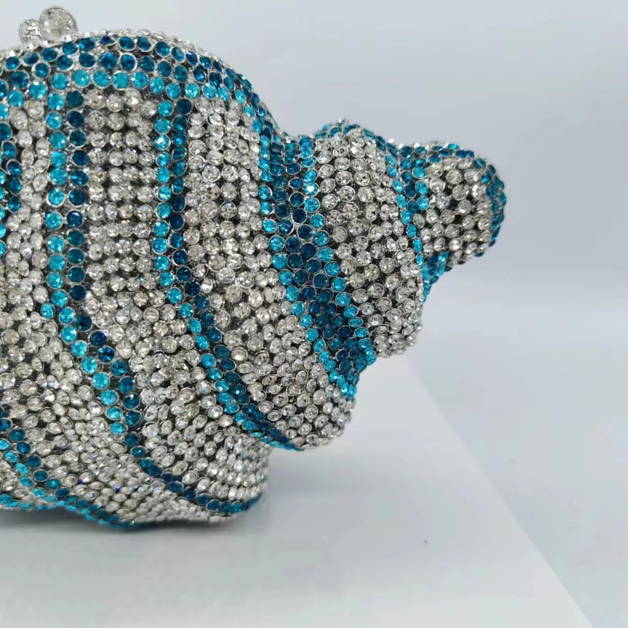 Rhinestone Seashell By The Seashore Clutch