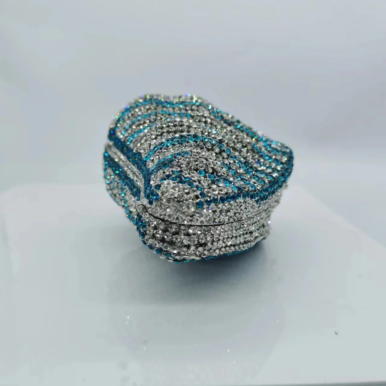 Rhinestone Seashell By The Seashore Clutch