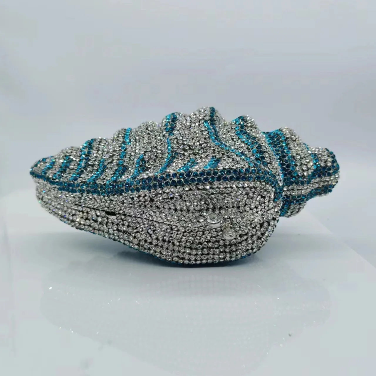 Rhinestone Seashell By The Seashore Clutch